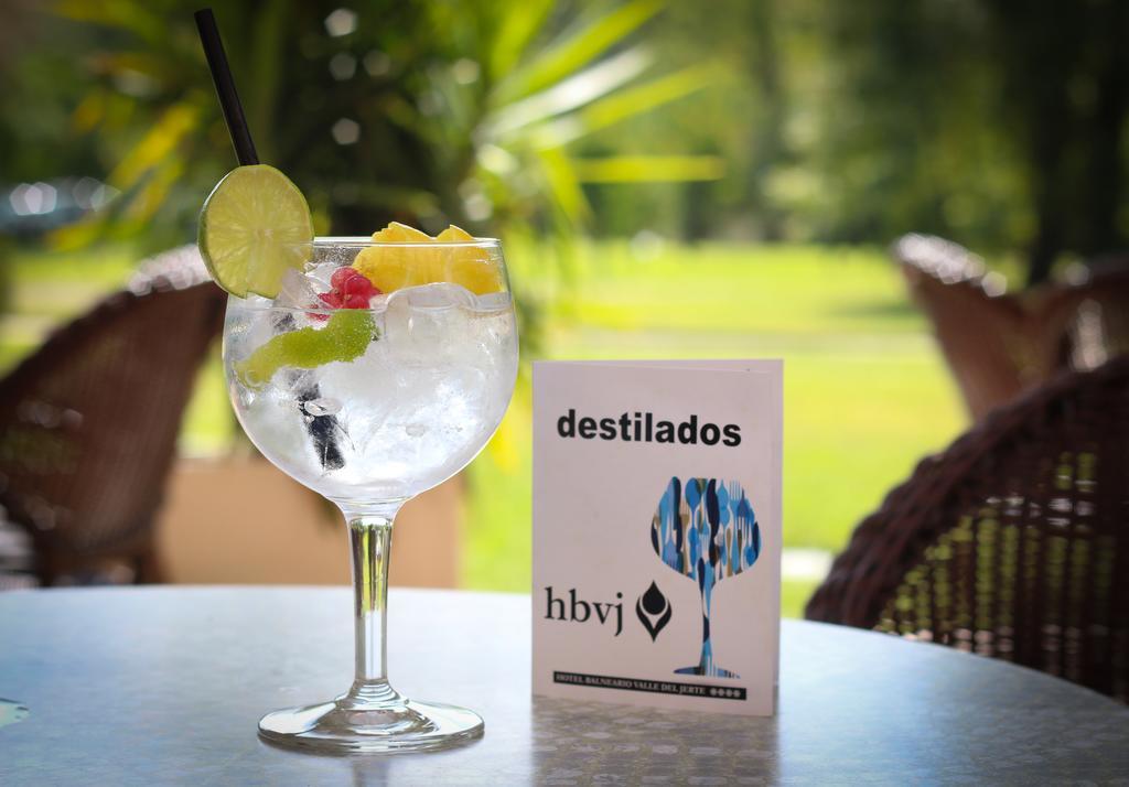 Hotel Balneario Valle Del Jerte Valdastillas Exterior photo