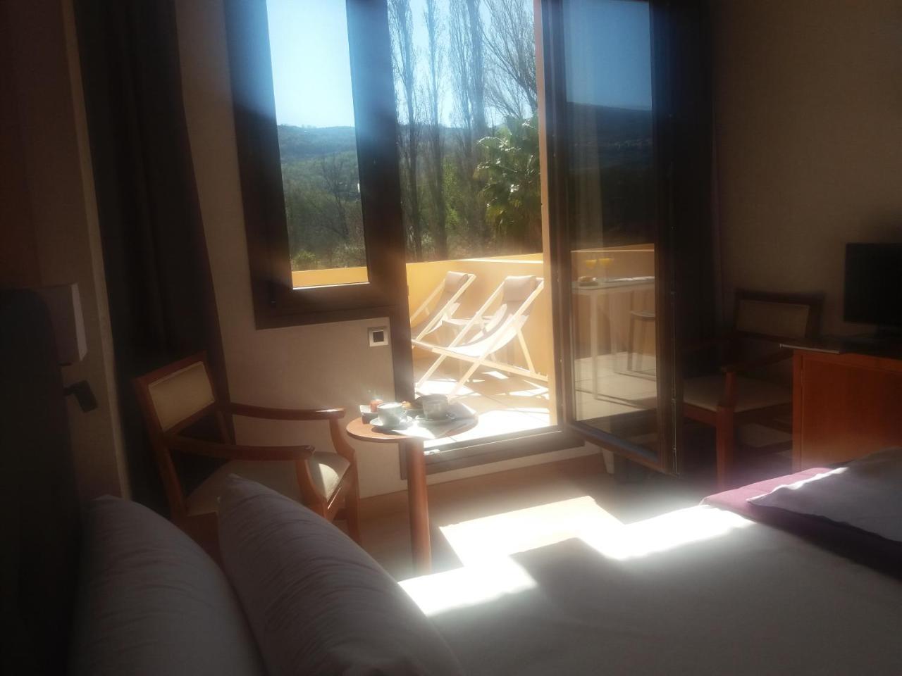 Hotel Balneario Valle Del Jerte Valdastillas Exterior photo