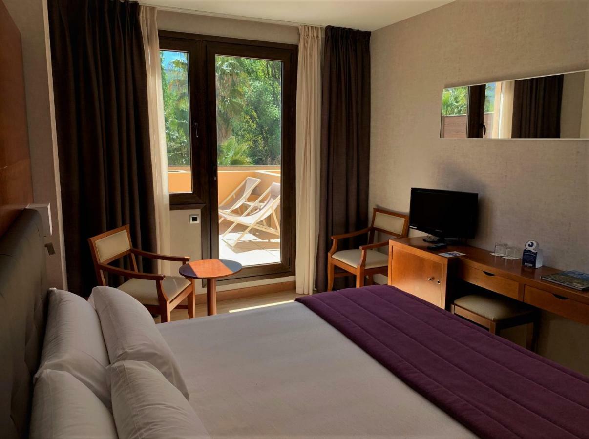 Hotel Balneario Valle Del Jerte Valdastillas Exterior photo